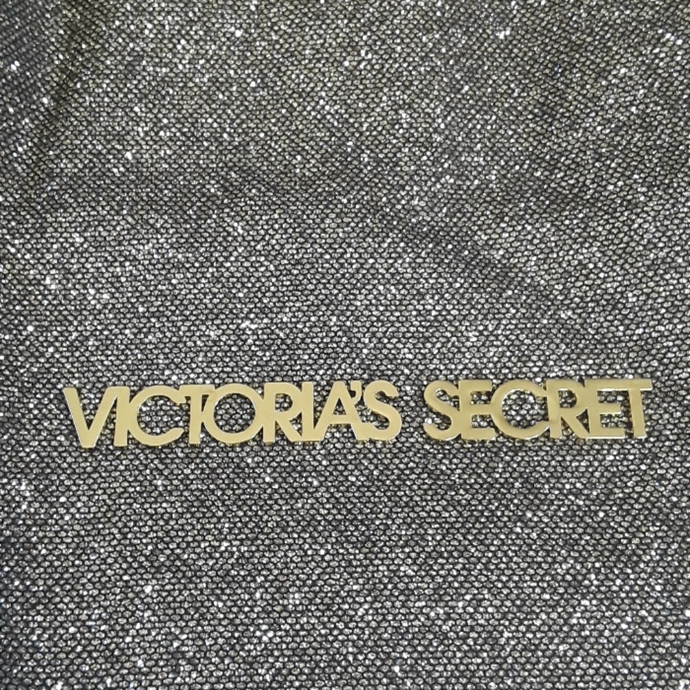 NWOT Victoria's Secret Gold Travel/Tote Bag - Picture 2 of 6